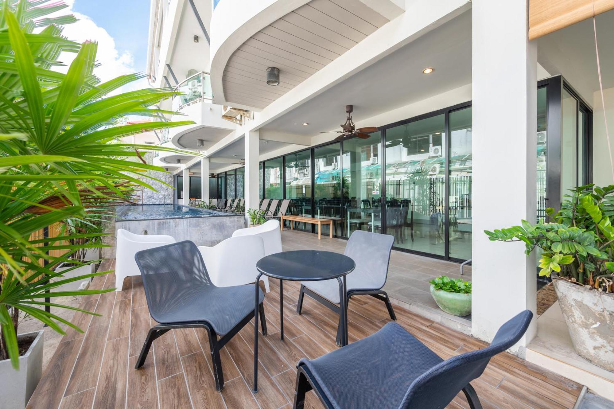 Kokotel Pattaya North Beach Esterno foto